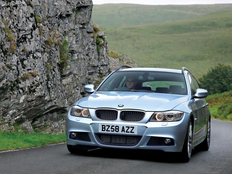  BMW 330d Touring M Sport Package 2008 года  (UK) (фото 2 из 12)